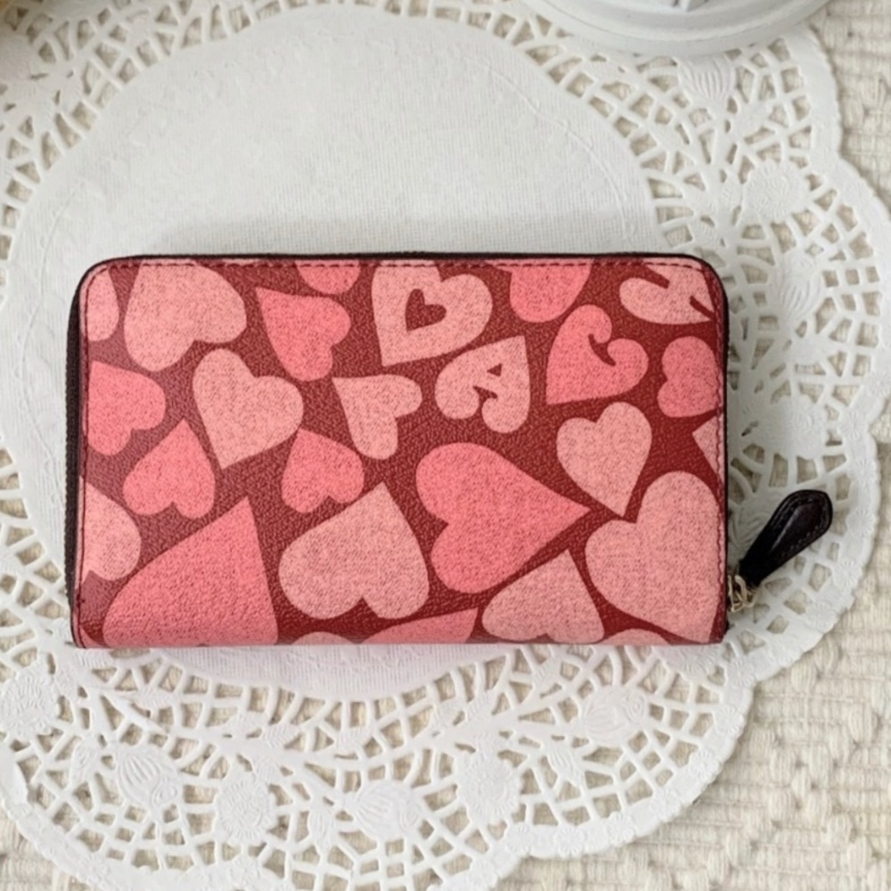 Coach Hearts Wallet - Picture 2 of 10